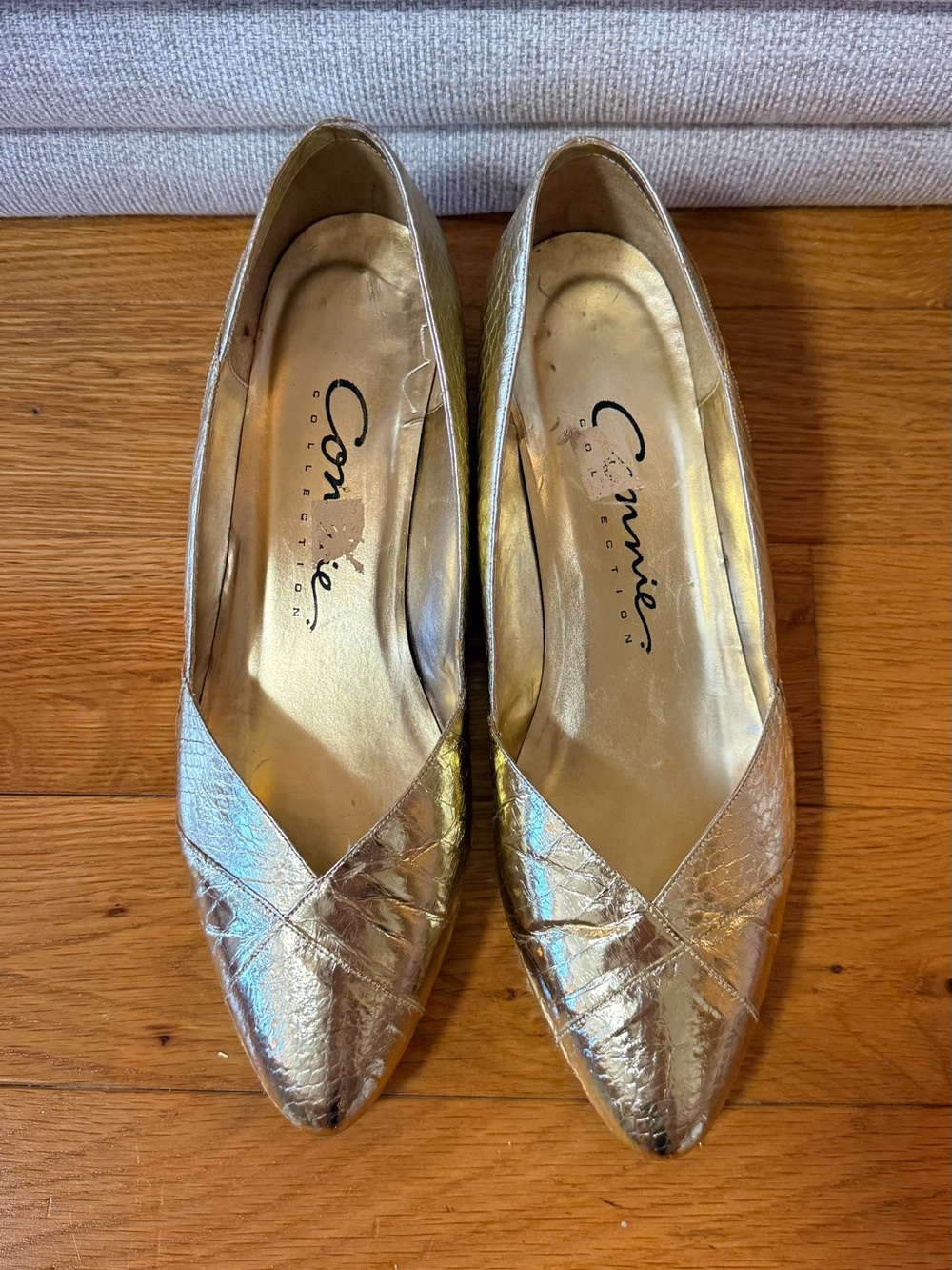 Vintage Connie Collection Gold Snakeskin Wedge